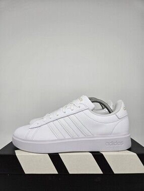 adidas Women's Grand Court 2.0 GW9213 Cloud White Gold Metallic Shoes Size 6.5